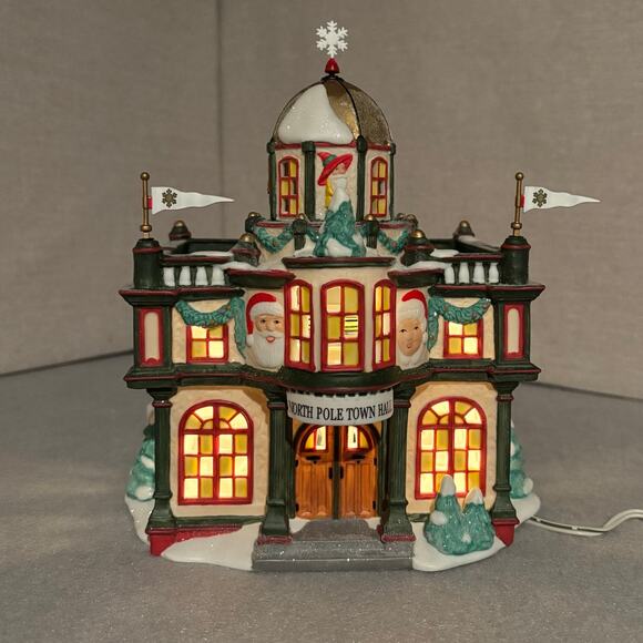 Dept 56 North Pole Town Hall North Pole Series Musical #56.56767 Retired EUC - Picture 6 of 8